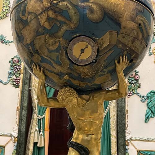 Royal Palace figure- Guided tours in Madrid - Madrid visit